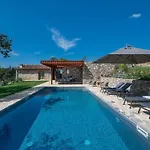 Riecine Capanna 4 *